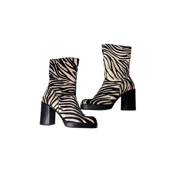 Steve Madden Shoes - VTG 90s 
Steve Madden Zebra Pony Hair Chunky Heel Boots Size 9